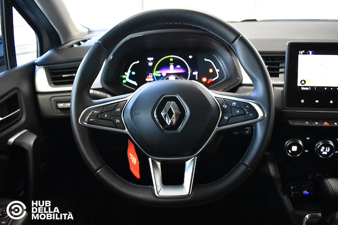 CAPTUR E-TECH HYBRID